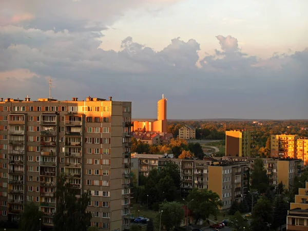 Blick Auf Die Stadt Mit Sonnenuntergang — Stockfoto