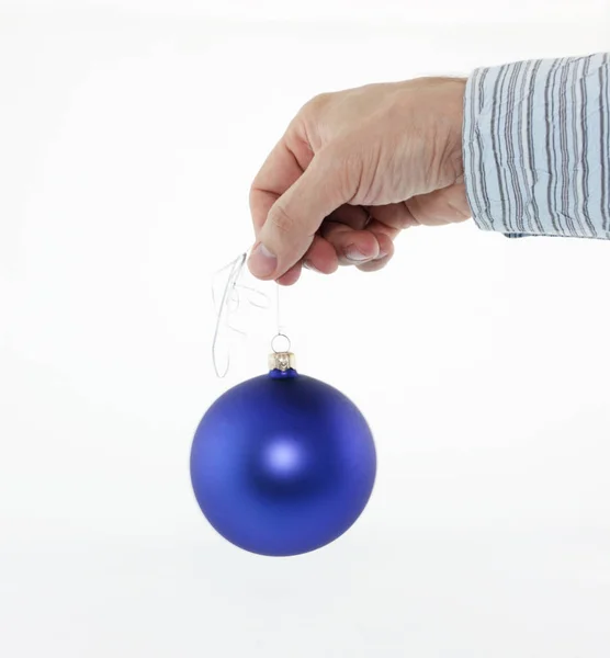 Mano Celebración Navidad Bauble Aislado Blanco Fondo — Foto de Stock