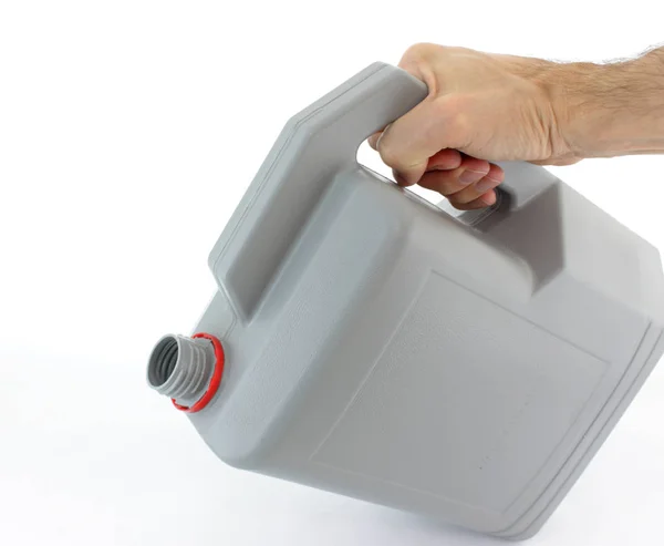 Hand Holding Grijze Kunststof Jerrycan Geïsoleerd Witte Achtergrond — Stockfoto