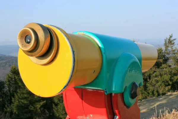 Красный Желтый Spyglass Парке Лицензионные Стоковые Изображения