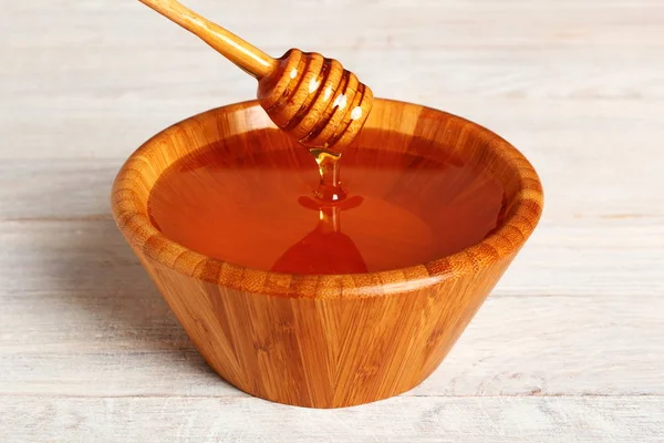 Honey Honey Dipper Wooden Bowl — Stock Photo, Image