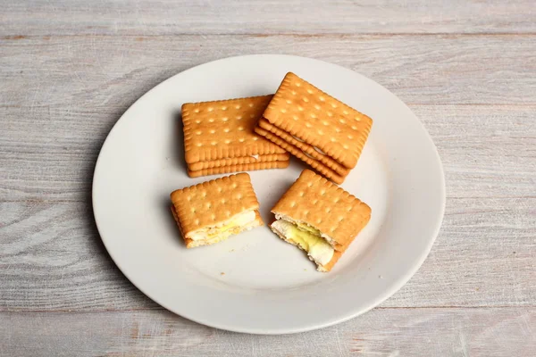 Cream Cookie Sandwiches Plate — Stock Photo, Image