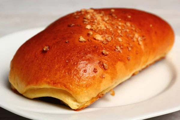 Blaubeerbrötchen Brötchen Aus Hefeteig Gefüllt Mit Heidelbeeren Zart Mit Krümel — Stockfoto