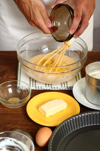 Виготовлення Кисло Вершкового Лимонного Торта Розливання Лимонного Соку Батарею — стокове фото