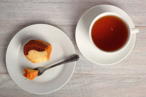 Schokolade Und Vanille Marmorkuchen — Stockfoto