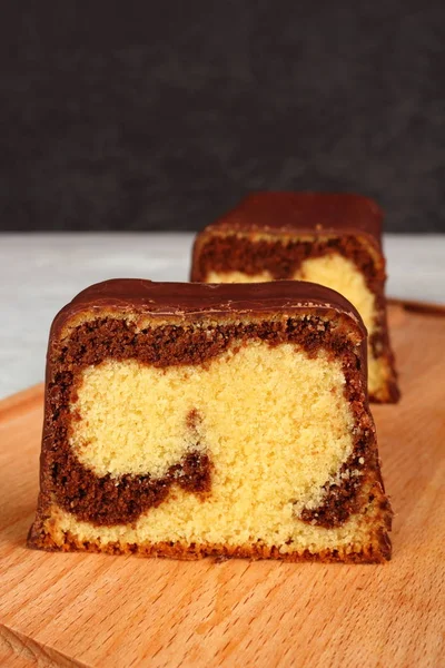 Choklad Glaserade Marmor Limpa Tårta — Stockfoto