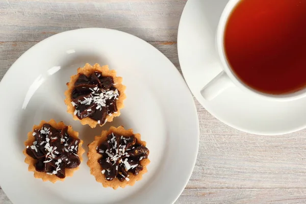 Mini Chocolate Tarts Cup Tea — Stock Photo, Image