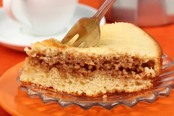 Fourchette Dessert Dans Une Tarte Sucrée Sur Une Assiette Verre — Photo