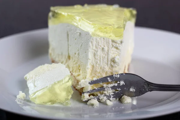 Cheesecake Lemon Jelly Topping — Stock Photo, Image