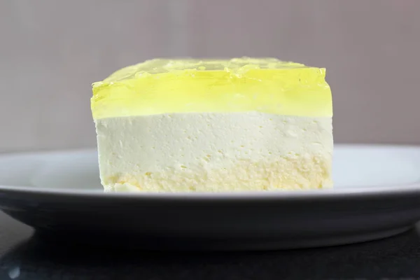 Cheesecake Lemon Jelly Topping — Stock Photo, Image