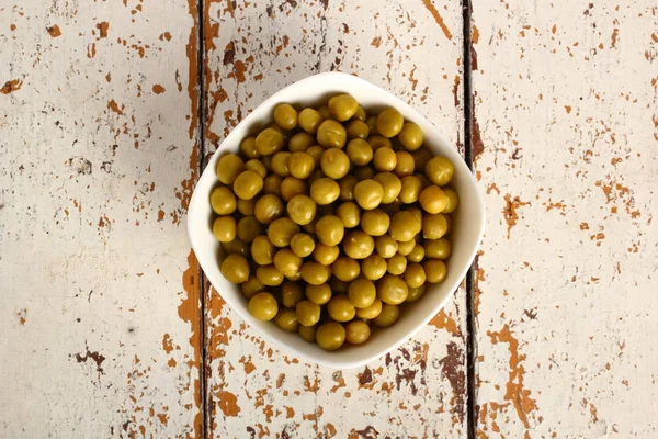 Ingeblikte Groene Erwten Kom — Stockfoto