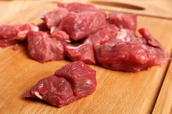 Bistecca Manzo Tagliata Dadini Sul Tagliere — Foto Stock