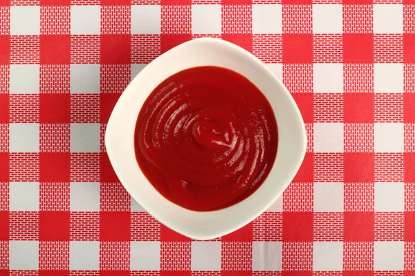 Ketchup Tazón Directamente Arriba —  Fotos de Stock