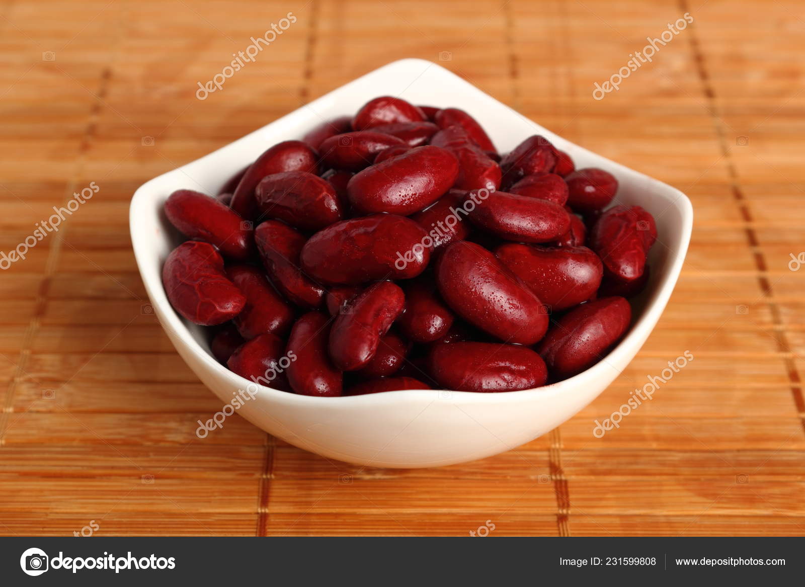 Canned Dark Red Kidney Beans Stock Photo by ©ffolas 231599808