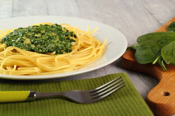 Tasty Pasta Spinach — Stock Photo, Image