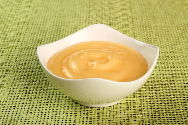 Frische Mayonnaise Schüssel — Stockfoto