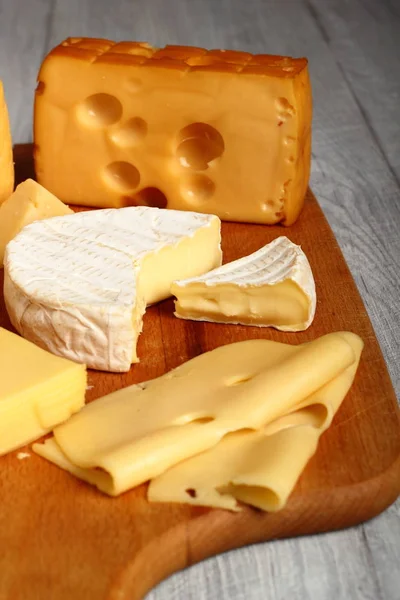 チーズの品揃え スティル ライフ — ストック写真