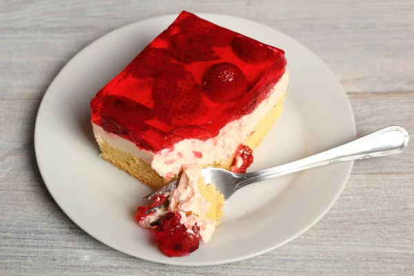 Gâteau Gelée Savoureux Aux Fraises — Photo