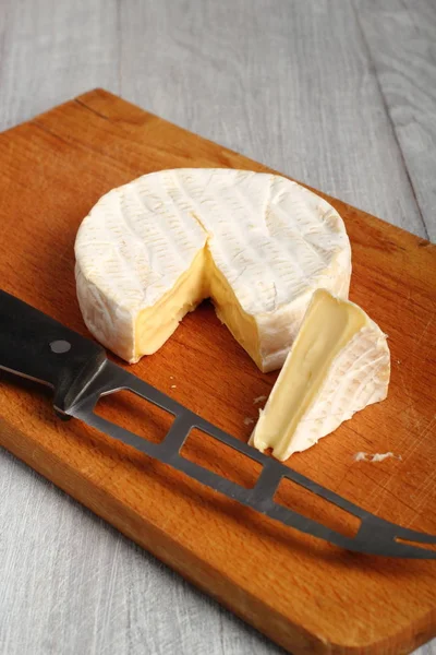 Formaggio Fresco Gustoso Camembert — Foto Stock