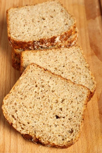 Sliced Bread Cutting Board — Stock Photo, Image