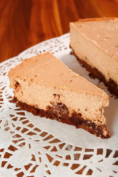 レーズン 豆腐プリンとチョコレートのチーズケーキ — ストック写真
