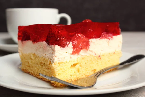 Gâteau Gelée Savoureux Aux Fraises — Photo