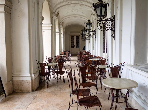 Открытое Кафе Дворце Пионеров Остхей Венгрия — стоковое фото