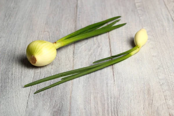 Spring Onions Wooden Background — Stock Photo, Image