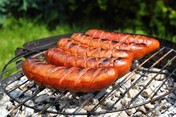 Salchichas Parrilla Parrilla —  Fotos de Stock