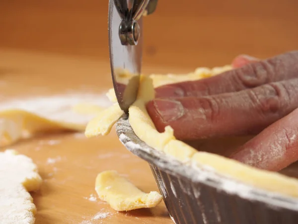 Trim Excess Pastry Making Apple Pie Tart Series — Stock Photo, Image