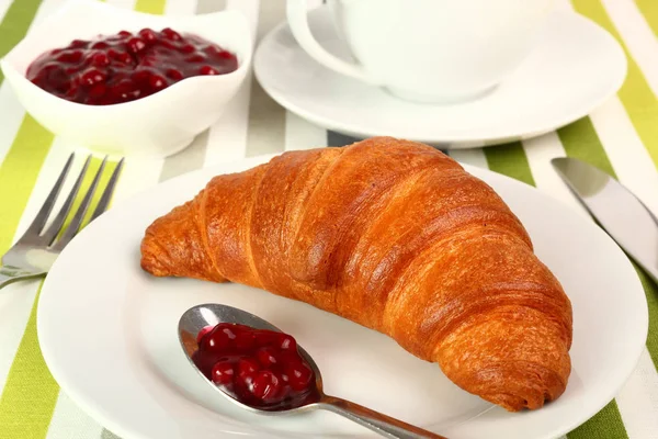 Croissant Thé Confiture Petit Déjeuner Continental — Photo
