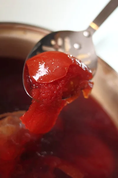 Retrait Tomate Bouillie Casserole Mélange Faire Soupe — Photo