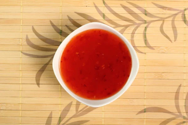 Sauce Chili Dans Bol — Photo