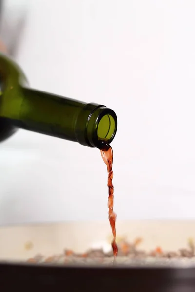 Pouring Red Wine Skillet Making Lasagna Bolognese Series — Stock Photo, Image