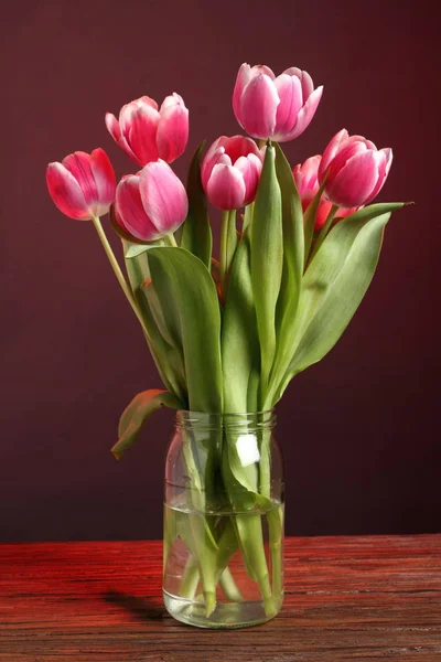 Цветущие Розы Тюльпаны — стоковое фото