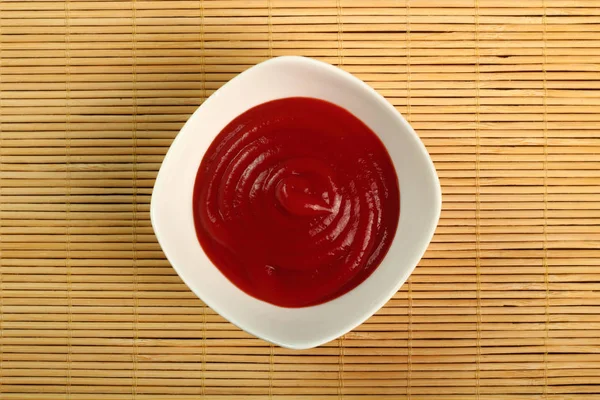 Ketchup Tálba Közvetlenül Fenti — Stock Fotó