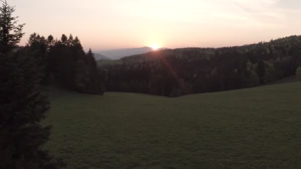Nézd Napfelkeltét Ostre Sziklák Szlovákia — Stock videók