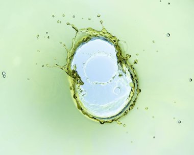 Splash closeup üst görünümden su