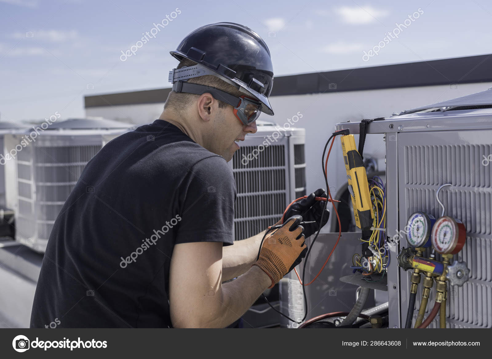 Refrigeration Technician Hvac Worker HVAC And Refrigeration