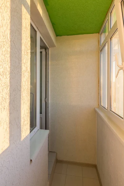 Small Balcony One Room Apartment — Stock Photo, Image
