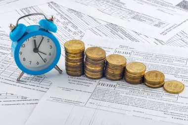 Zaman içinde ceza artışı, elektrik tahakkuk eden faiz ile makbuz