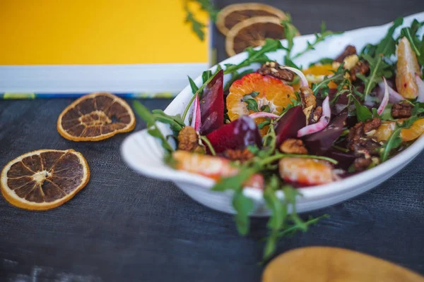mandalina ve pancar salatası