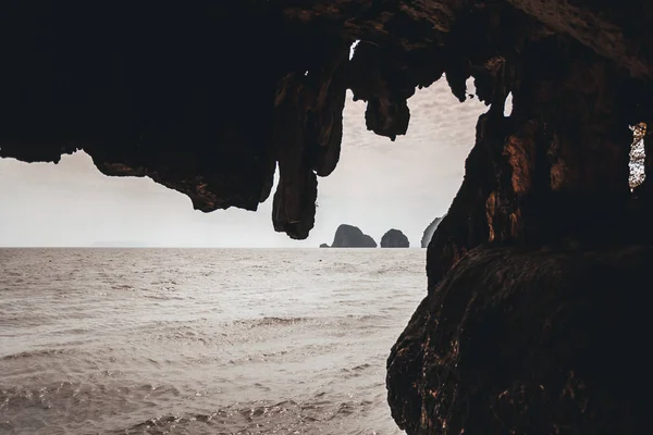 Stalactites Sea Phangnga — Stock Photo, Image