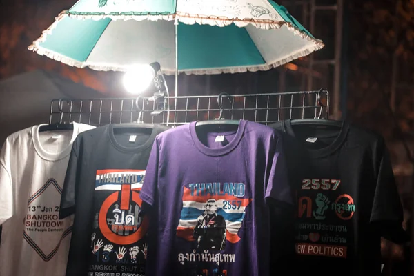 Tayland sembollü erkek tişörtleri.