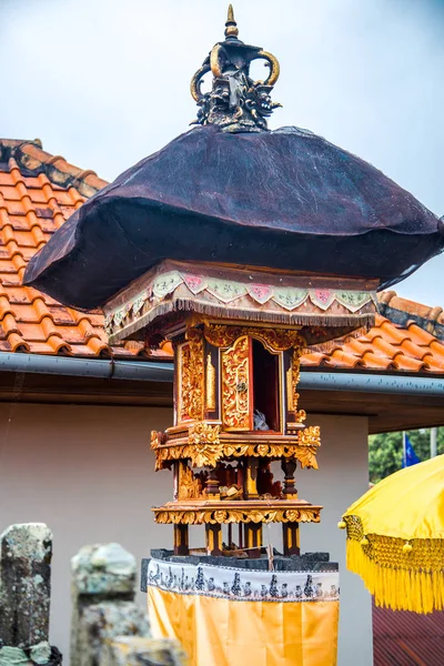 Balinese Tempel Met Zwart Dak Bali — Stockfoto