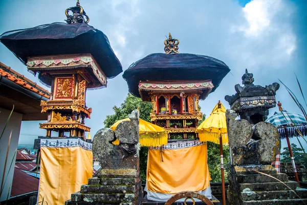 Bali House Tempel Zonnige Dag — Stockfoto