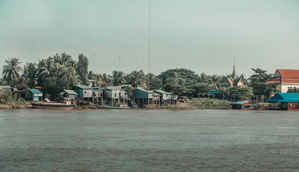 Petit Village Bord Rivière Cambodge — Photo