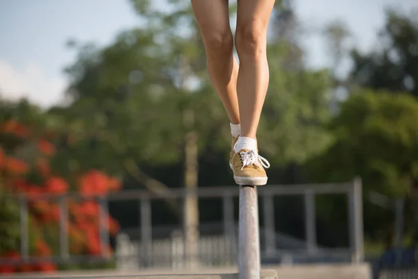 Legs Walking Steel Pipe Balance — Stock Photo, Image