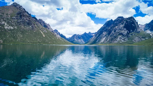 美丽的湖景 — 图库照片