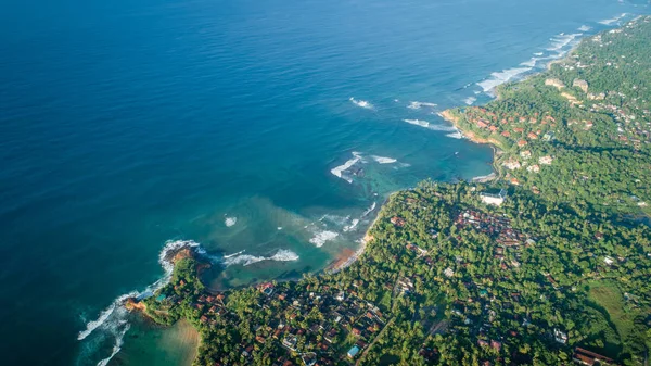 Luchtfoto Van Prachtig Zeegezicht Met Vissersdorp Sri Lanka — Stockfoto